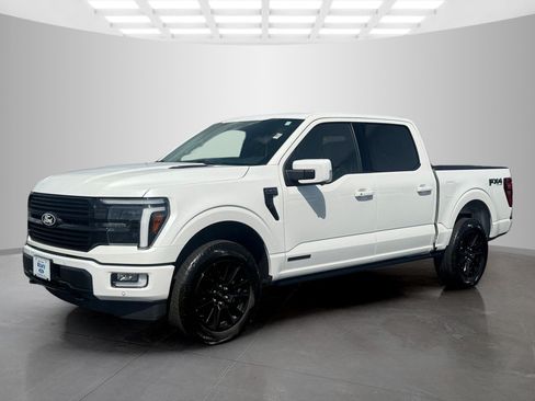 Used 2025 Ford F150 Platinum w/ FX4 Off-Road Package AWD/4WD image 7
