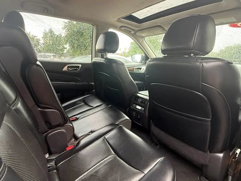 Used 2018 Nissan Pathfinder Platinum w/ Cargo Package FWD image 13