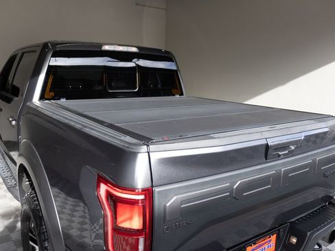 Used 2019 Ford F150 Raptor w/ Equipment Group 802A Luxury AWD/4WD image 15