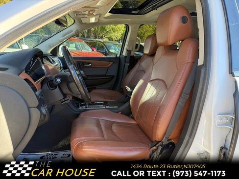 Used 2017 Chevrolet Traverse Premier image 26