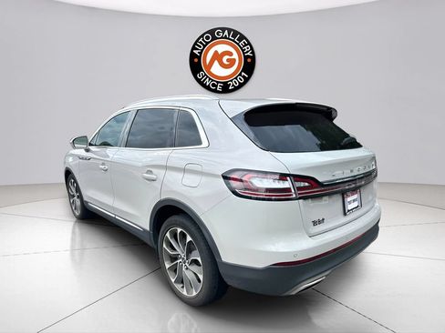 Used 2023 Lincoln Nautilus Reserve w/ Luxury Package AWD/4WD image 4