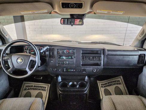 Used 2020 Chevrolet Express 3500 LT w/ LT Preferred Equipment Group image 9