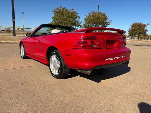 Used 1994 Ford Mustang GT image 6