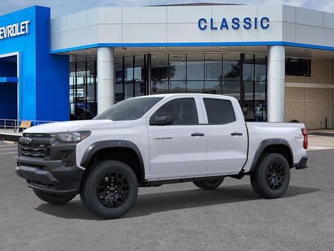 New 2026 Chevrolet Colorado Trail Boss AWD/4WD image 2