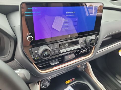 New 2026 Toyota Grand Highlander AWD Hybrid image 21