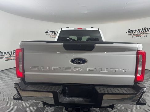 Used 2025 Ford F250 XLT w/ FX4 Off-Road Package AWD/4WD image 8