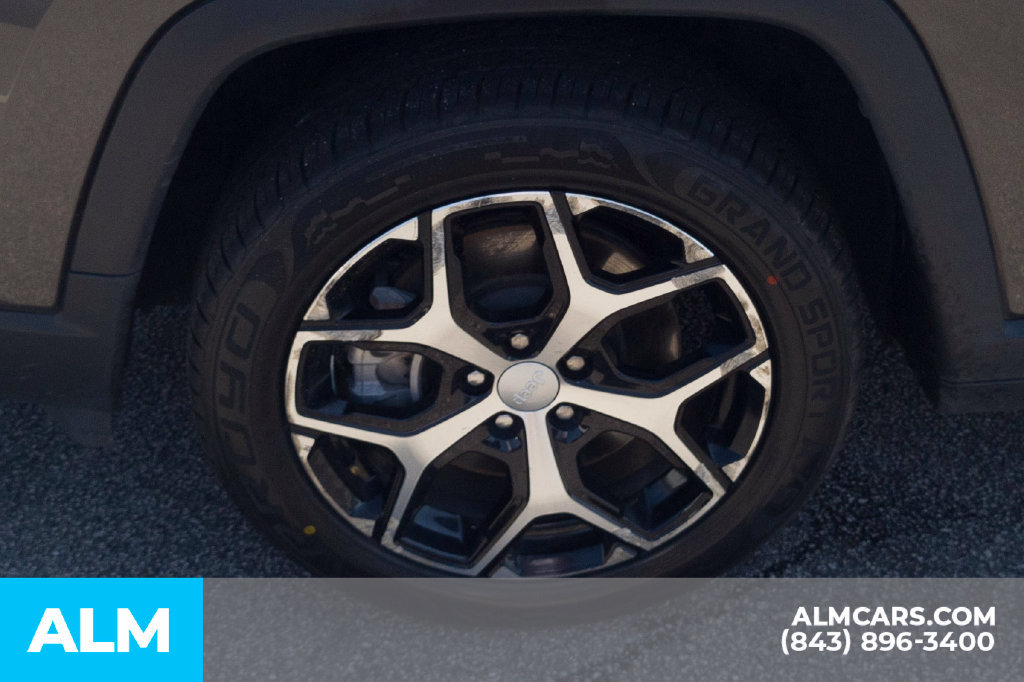 Used 2024 Jeep Compass Limited AWD/4WD image 12