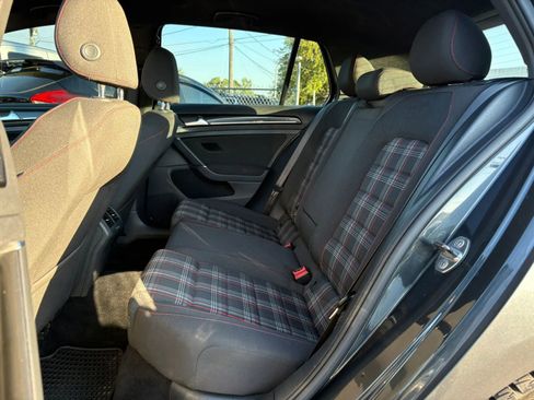 Used 2016 Volkswagen GTI S FWD image 10