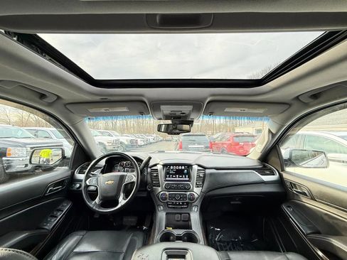 Used 2016 Chevrolet Suburban LT image 15
