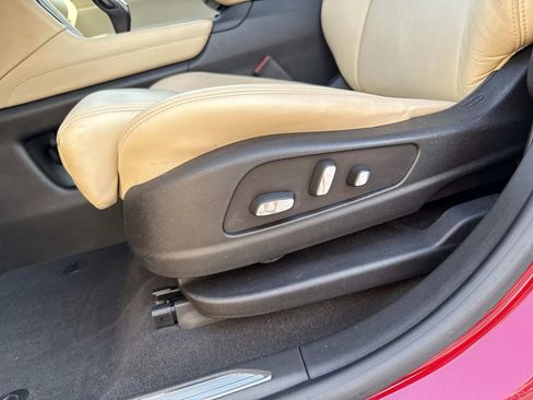 Used 2017 Cadillac XT5 Luxury w/ Driver Awareness Package image 20