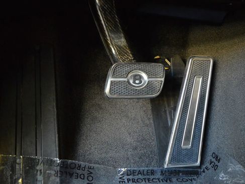 Used 2022 Bentley Flying Spur V8 image 72