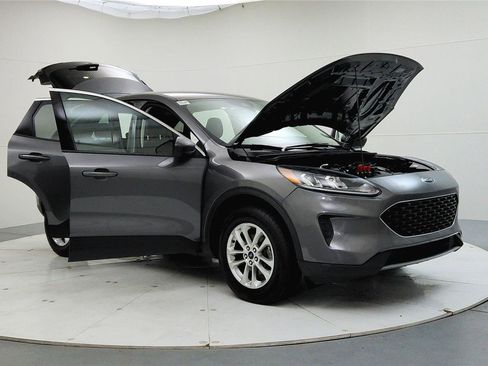 Used 2022 Ford Escape SE w/ Convenience Package image 9