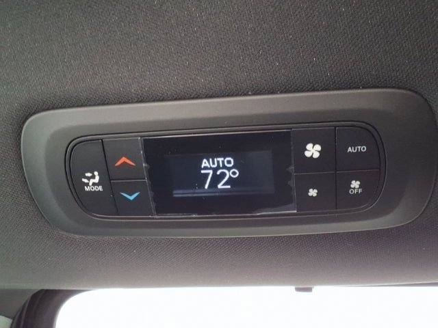 New 2027 Chrysler Pacifica Select AWD/4WD image 15