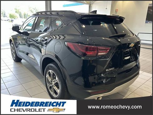 Used 2024 Chevrolet Blazer LT w/ LPO, Floor Liner Package FWD image 5