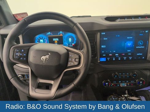 Certified 2025 Ford Bronco Badlands image 20