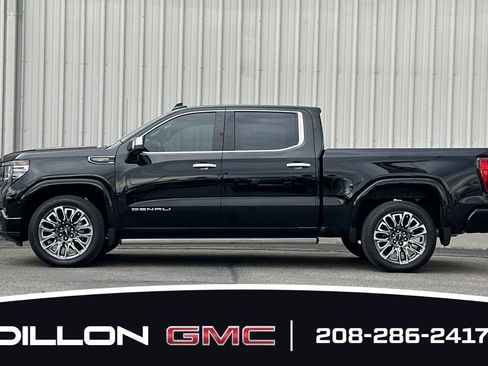 Used 2023 GMC Sierra 1500 Denali Ultimate AWD/4WD image 7