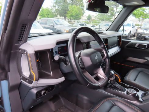 Used 2023 Ford Bronco Badlands AWD/4WD image 16