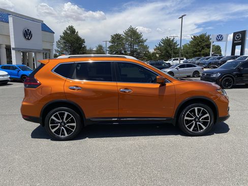 Used 2019 Nissan Rogue SL w/ Premium Package AWD/4WD image 54