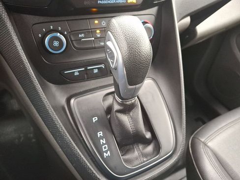 Used 2019 Ford Transit Connect XL image 13