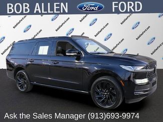 Used 2025 Lincoln Navigator L Reserve w/ Jet Appearance Package video 1