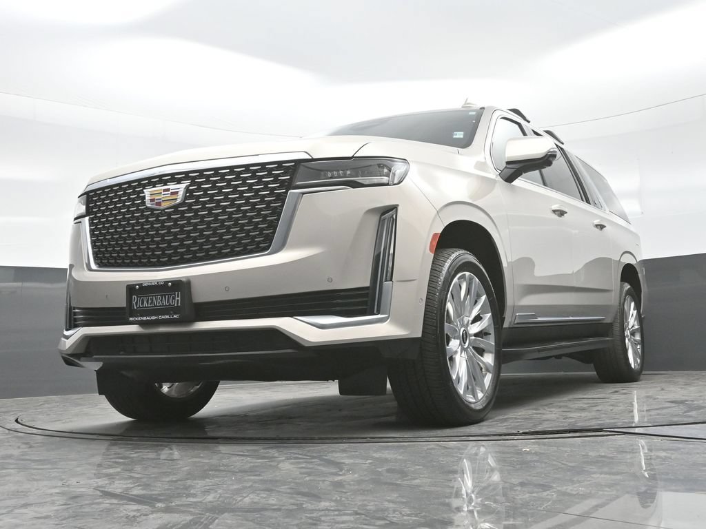 Certified 2024 Cadillac Escalade ESV Premium Luxury AWD/4WD image 25