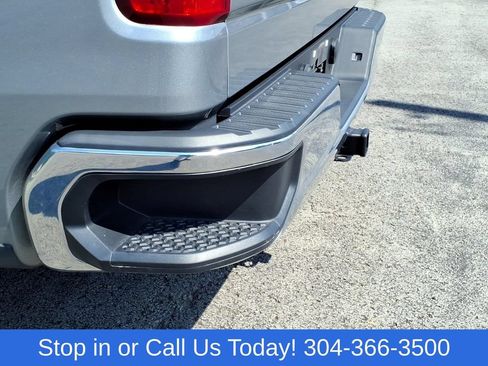 Used 2024 Chevrolet Silverado 1500 LT AWD/4WD image 9
