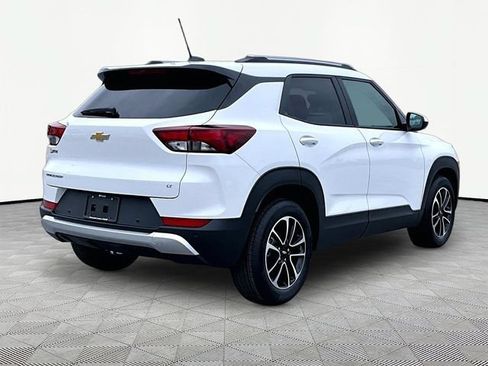 New 2026 Chevrolet TrailBlazer LT w/ Convenience Package FWD image 6