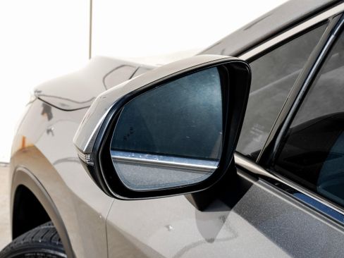 Used 2017 Lexus RX 450h AWD image 40