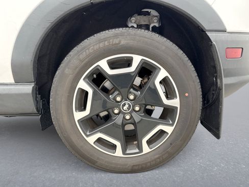 Used 2023 Ford Bronco Sport Outer Banks AWD/4WD image 12