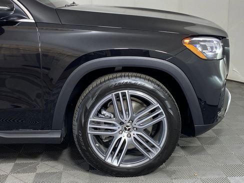 New 2025 Mercedes-Benz GLS 450 4MATIC image 10