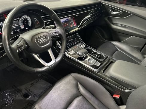 Used 2022 Audi Q7 2.0T Premium w/ Convenience Package AWD/4WD image 11