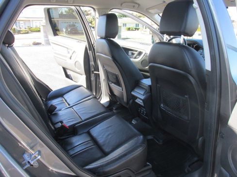 Used 2018 Land Rover Discovery Sport HSE image 2