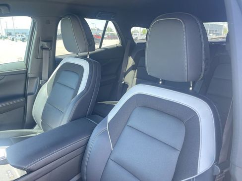 Used 2024 Chevrolet Blazer EV LT AWD/4WD image 7