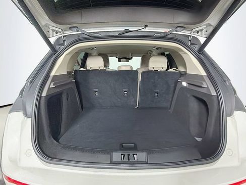 Certified 2023 Lincoln Corsair Reserve FWD image 31