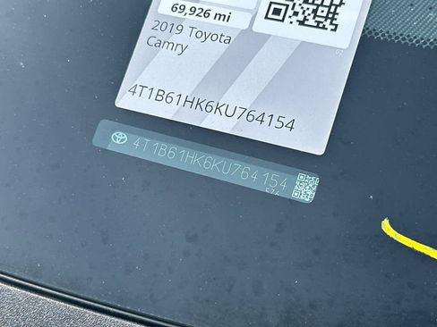 Used 2019 Toyota Camry XSE image 23