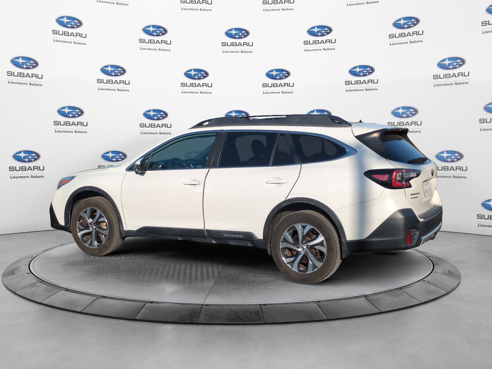 Used 2021 Subaru Outback Limited XT AWD/4WD image 5