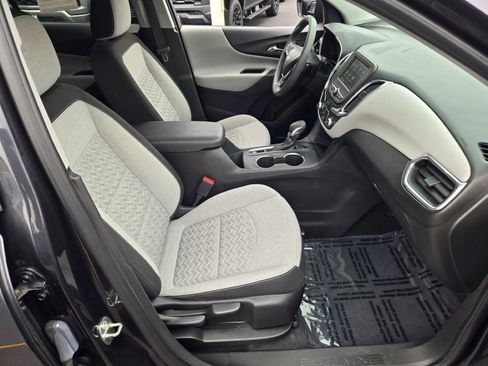 Certified 2022 Chevrolet Equinox LS w/ LS Convenience Package FWD image 7