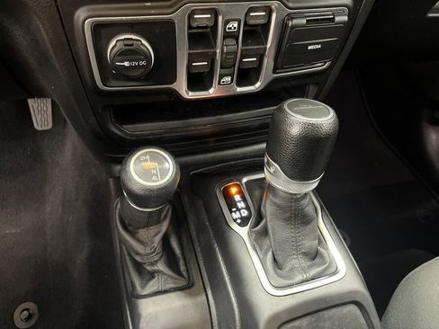 Used 2020 Jeep Gladiator Sport w/ Quick Order Package 24S AWD/4WD image 24