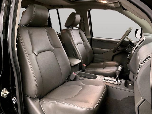 Used 2019 Nissan Frontier SL AWD/4WD image 7