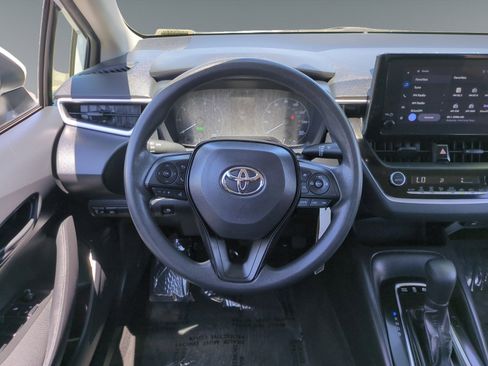 Used 2023 Toyota Corolla LE w/ Carpet Mat Package (TMS) image 12