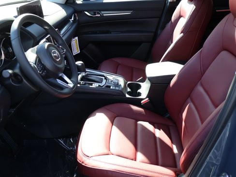 New 2025 MAZDA CX-5 Carbon Edition image 41