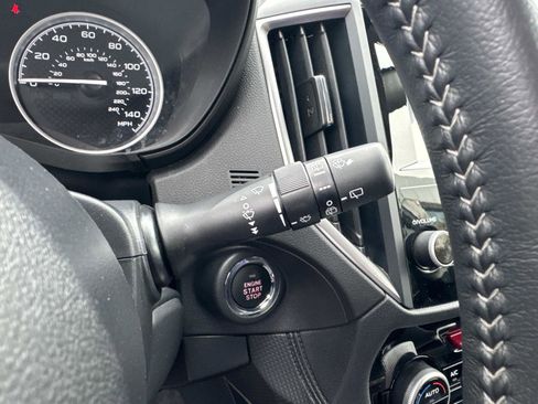 Used 2024 Subaru Forester Premium image 29