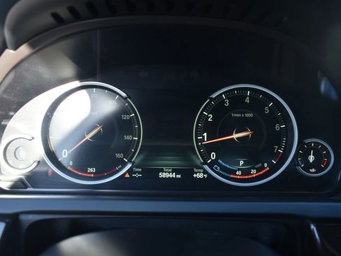 Used 2015 BMW 740i RWD image 16