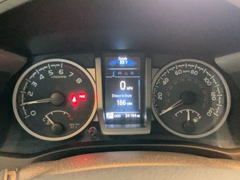 Used 2023 Toyota Tacoma SR5 w/ Technology Package AWD/4WD image 12