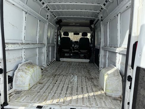 Used 2023 RAM ProMaster 2500 image 23