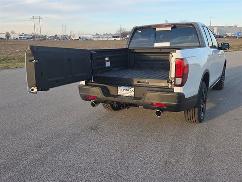 New 2026 Honda Ridgeline Black Edition image 32