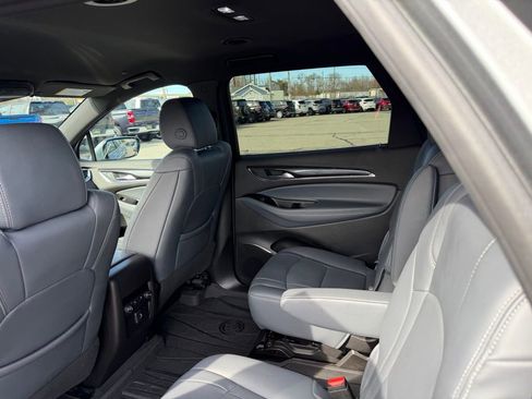 Certified 2023 Buick Enclave Essence AWD/4WD image 12