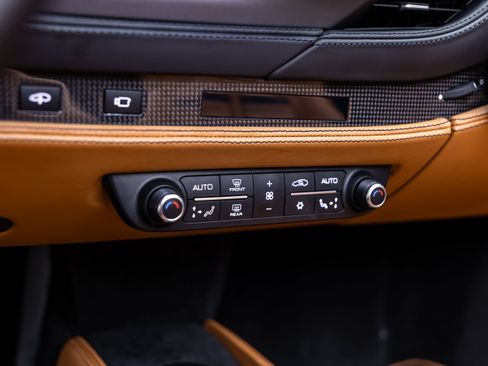 Certified 2022 Ferrari F8 Tributo RWD image 63