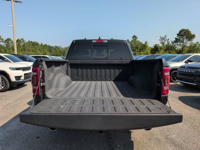 Used 2022 RAM 1500 Limited w/ Body Color Bumper Group AWD/4WD image 35