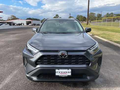 New 2025 Toyota RAV4 XLE w/ Convenience Package image 2
